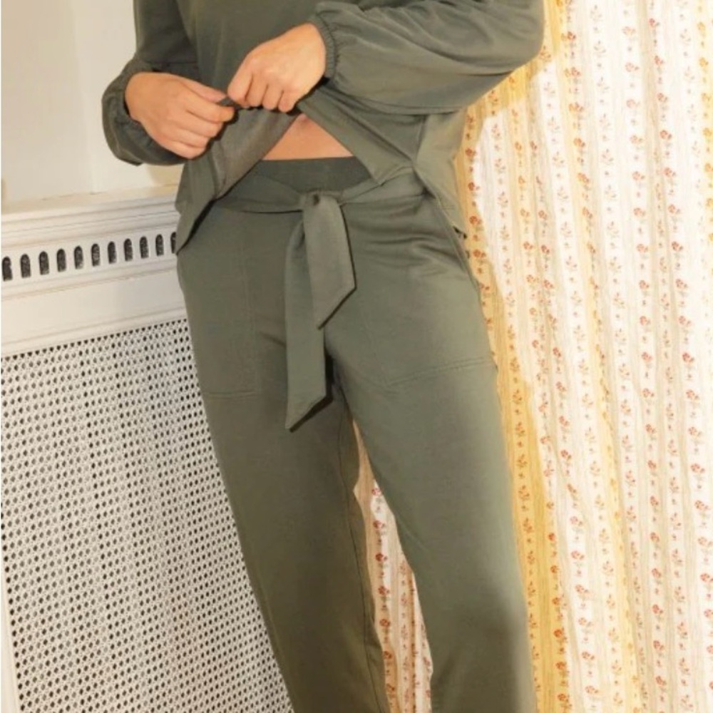 Summersalt Softest French Terry Tie-Waist Jogger Pants - Olive Green Tencel L